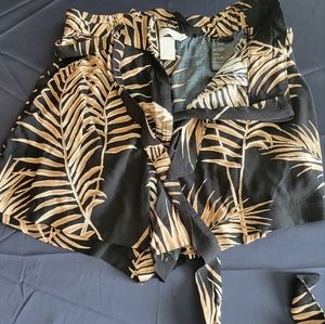 H. M. Lady's shorts with matching belt